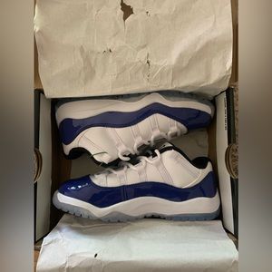 Size 13 grade school